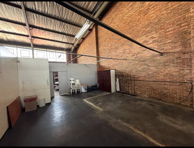 570M² WAREHOUSE TO LET IN WYNBERG